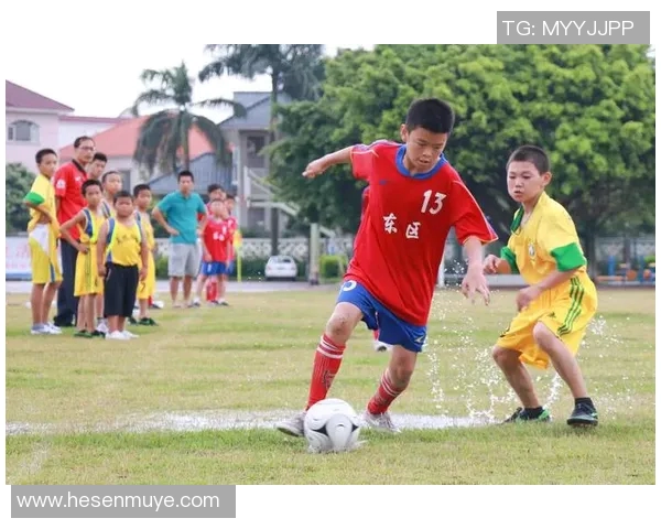 国安足球崛起之路:从青训到职业联赛的全景回顾与展望