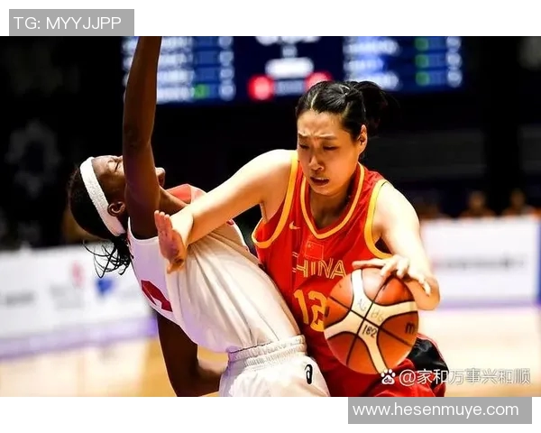 中国女篮新核心球员崭露头角攻防兼备助力球队串联全局
